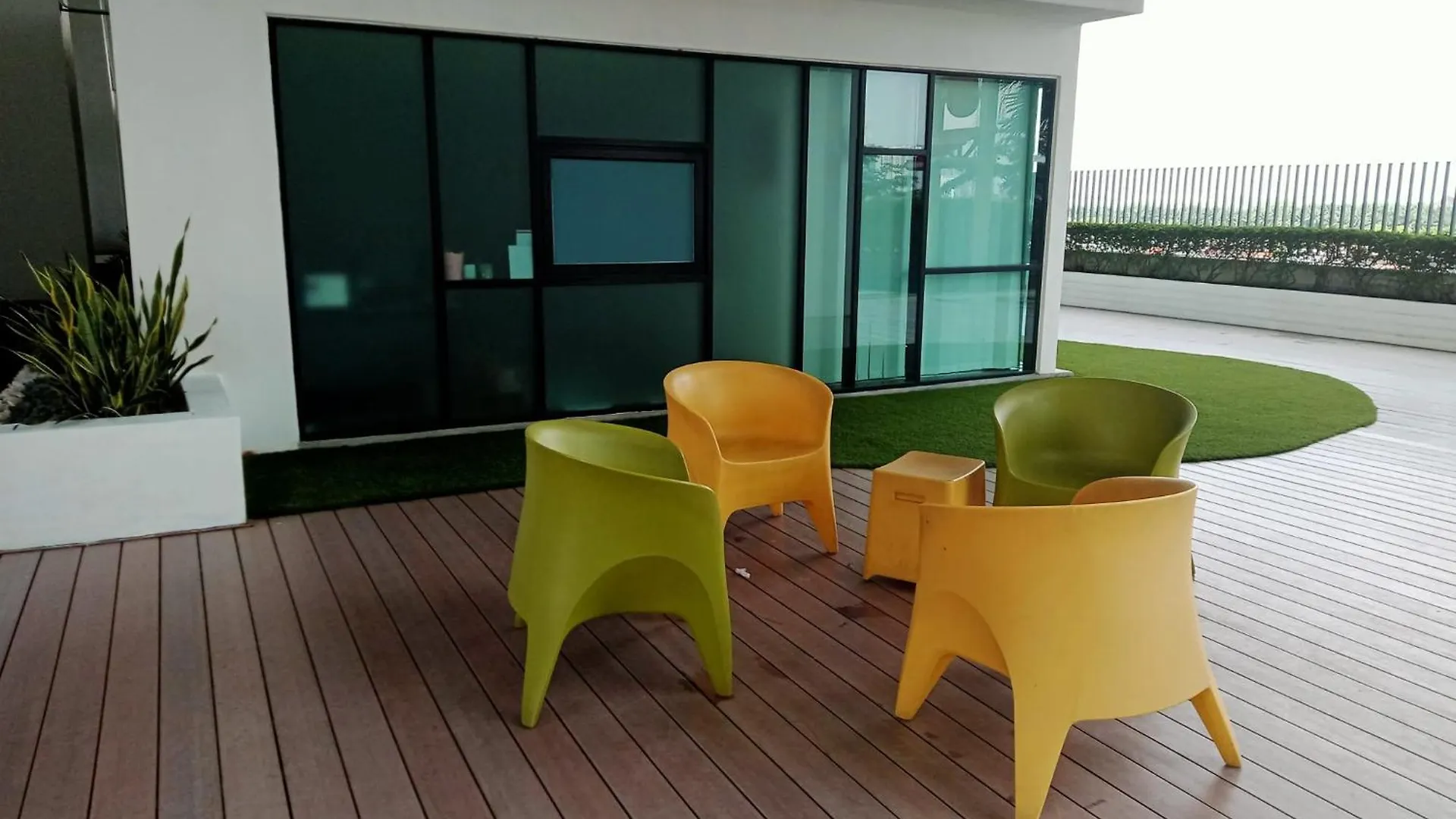 Διαμέρισμα Mosaic 1Br, Wifi, Walking Distance To Mid Valley Jb , 4-5Pax Τζόχορ Μπάχρου