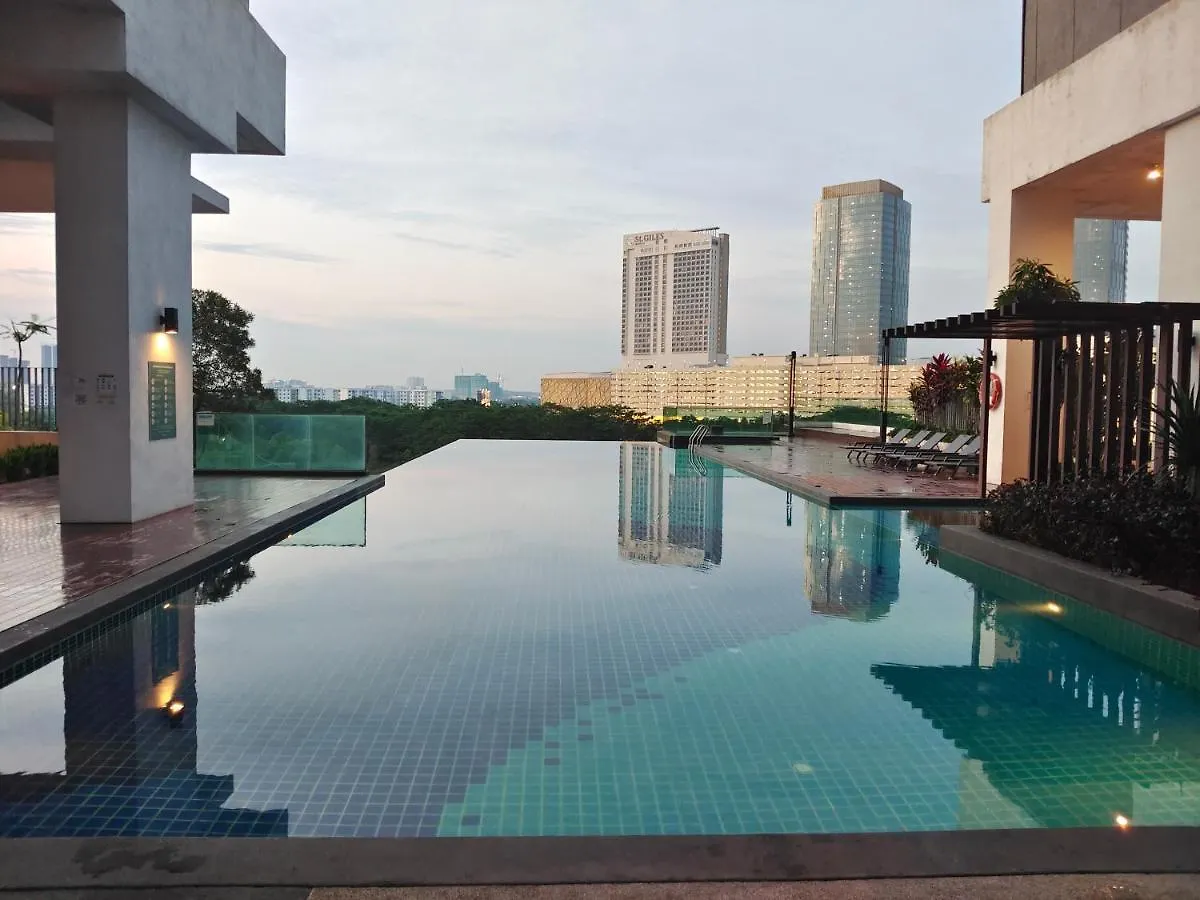 Mosaic 1Br, Wifi, Walking Distance To Mid Valley Jb , 4-5Pax Johor Bahru Malaysia