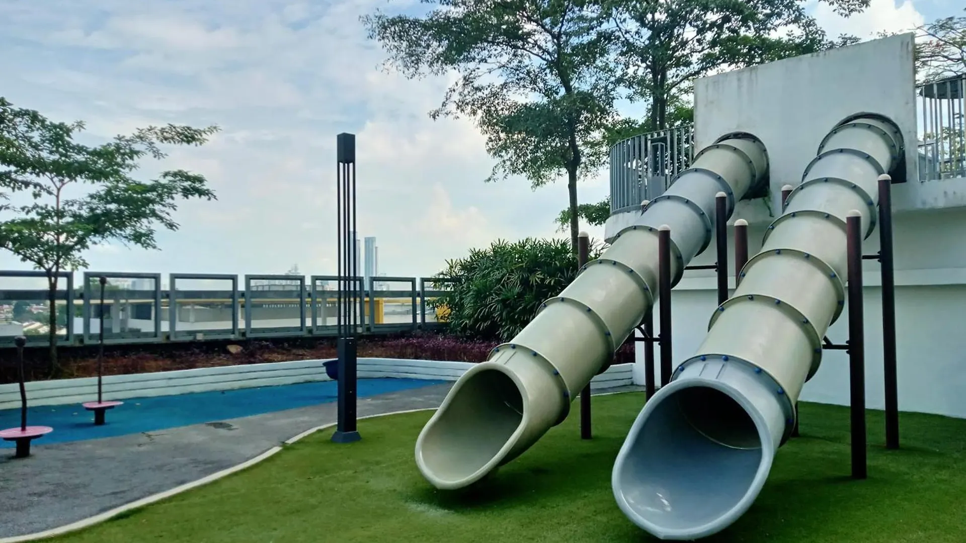 Mosaic 1Br, Wifi, Walking Distance To Mid Valley Jb , 4-5Pax Джохор-Бару